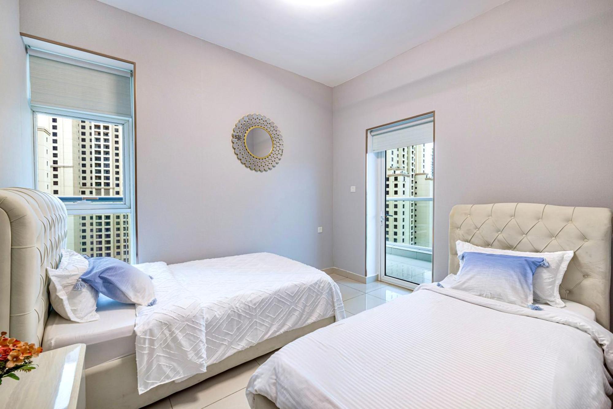 5 Star Serviced Apartment With Beach Access In The Heart Of Dubai Marina Free Welcome Gift Box Upon Arrival Exterior foto