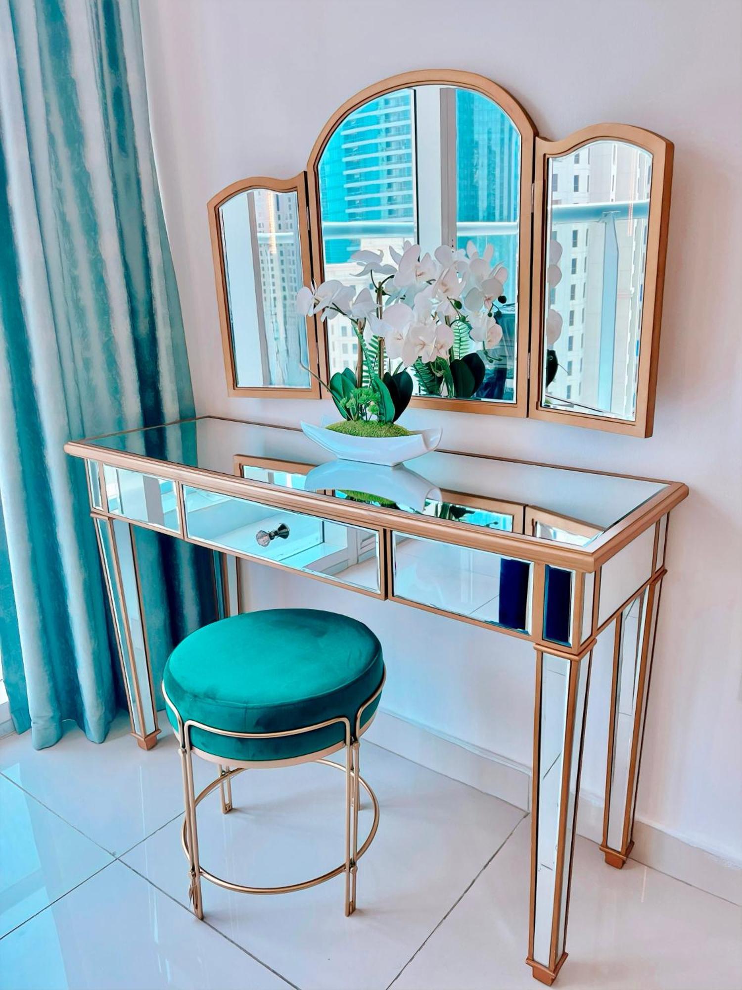 5 Star Serviced Apartment With Beach Access In The Heart Of Dubai Marina Free Welcome Gift Box Upon Arrival Exterior foto